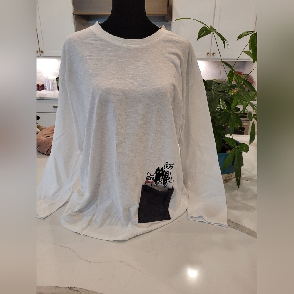 Piona Korea Long Sleeve Shirt with Cat Design